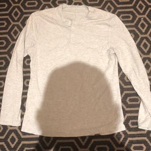 Long sleeve lulu lemon t-shirt